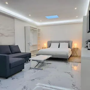 Spacieux Metro 14 Paris Appartement